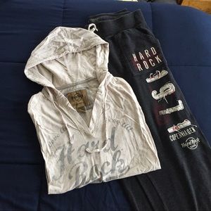 Hard Rock Cafe sweatshirt and pants set
